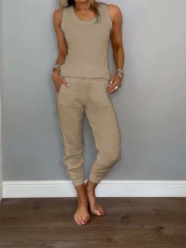 Elowen™ - ELEGANT OUTFIT WITH FLATTERING SILHOUETTE